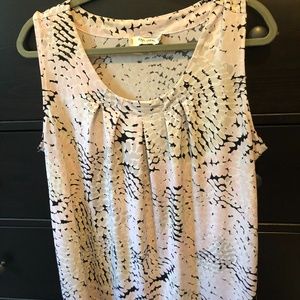 Jones Studio: Beautiful Blouse